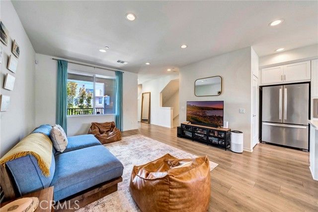 114 Epic, Irvine, CA 92618