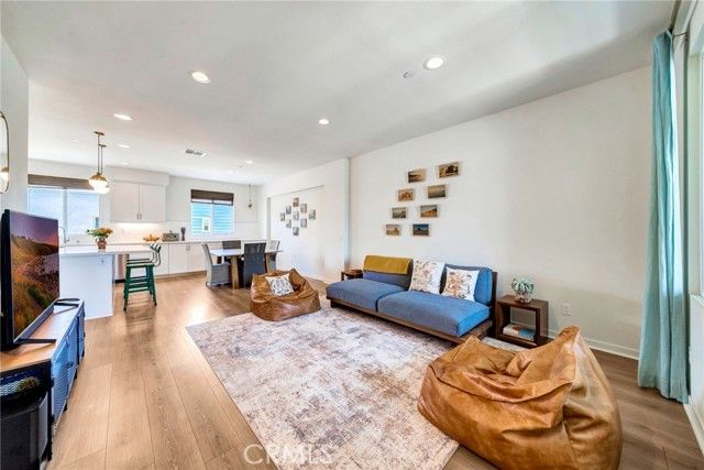 114 Epic, Irvine, CA 92618