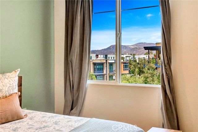 114 Epic, Irvine, CA 92618