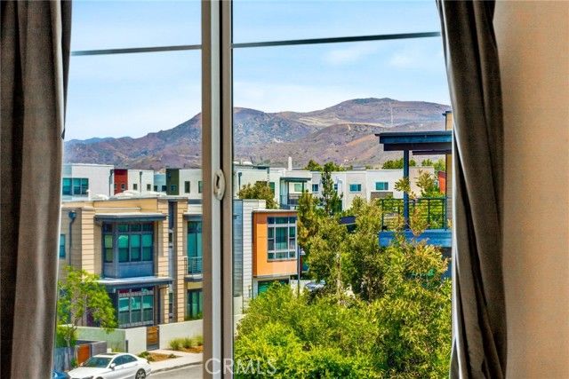 114 Epic, Irvine, CA 92618