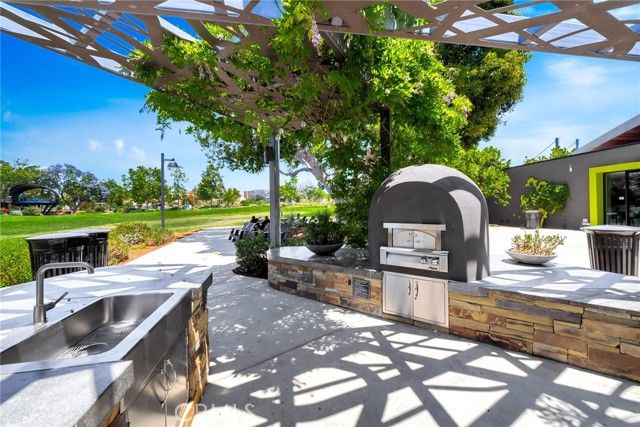 114 Epic, Irvine, CA 92618