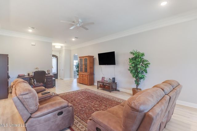 10663 Wren Grove, Gulfport, MS 39503