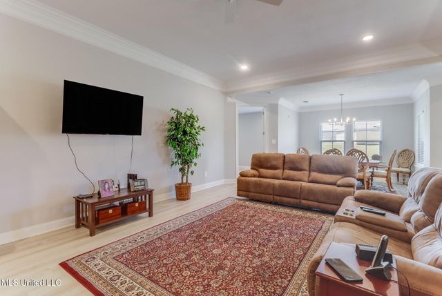 10663 Wren Grove, Gulfport, MS 39503