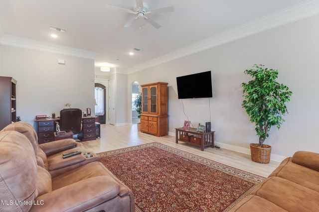 10663 Wren Grove, Gulfport, MS 39503