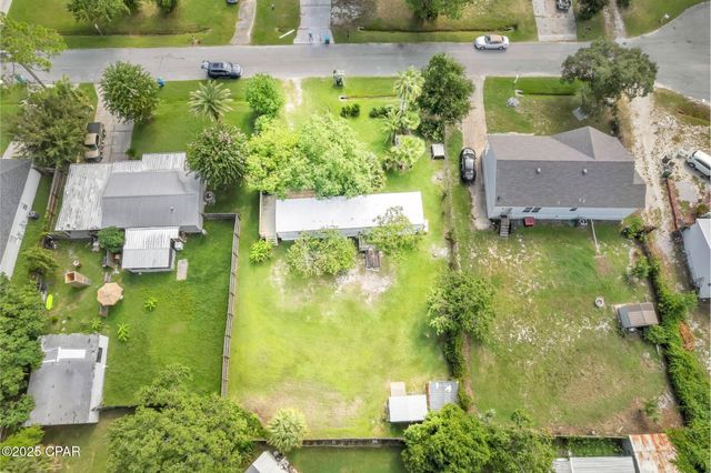 2518 Shady Oak Court, Panama City, FL 32408