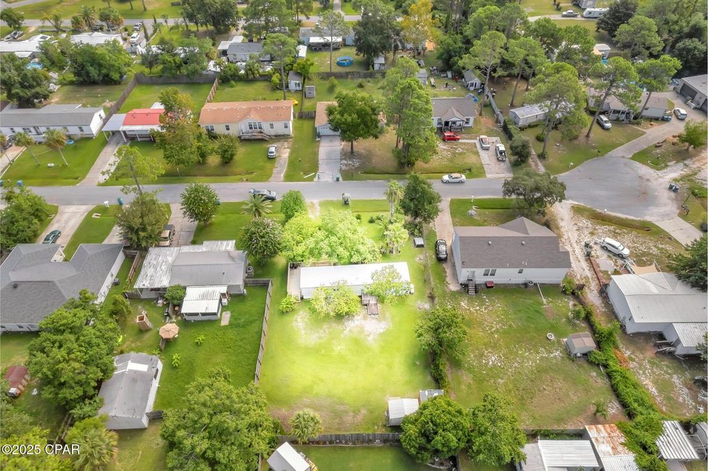 2518 Shady Oak Court, Panama City, FL 32408