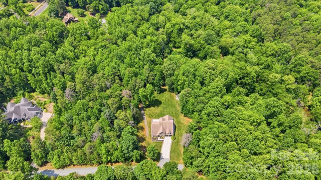 9151 Vagabond Road, Charlotte, NC 28227