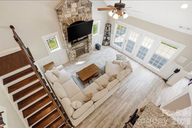 9151 Vagabond Road, Charlotte, NC 28227