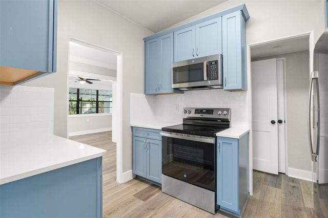 6045 DOGWOOD DRIVE, Orlando, FL 32807