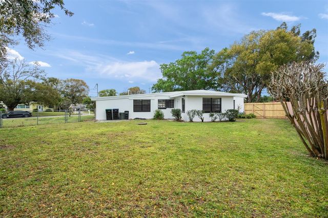 6045 DOGWOOD DRIVE, Orlando, FL 32807