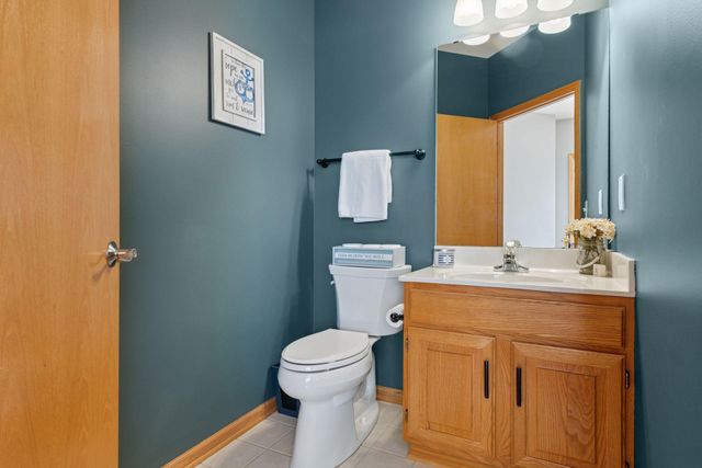 18396 Cattail Court, Eden Prairie, MN 55346