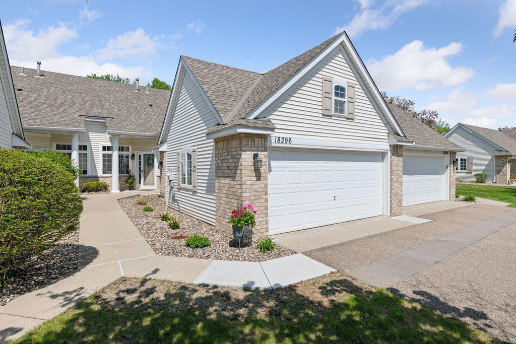 18396 Cattail Court, Eden Prairie, MN 55346