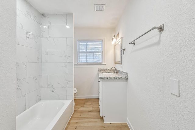 105 Live Oak Street, Baytown, TX 77520