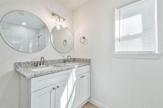 105 Live Oak Street, Baytown, TX 77520