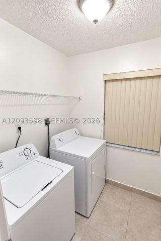 18825 NW 52nd Ct, Miami Gardens, FL 33055