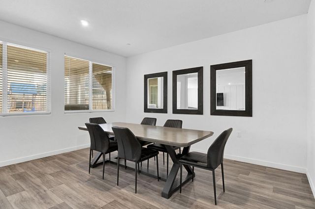 2831 N Redda Road, Fresno, CA 93737