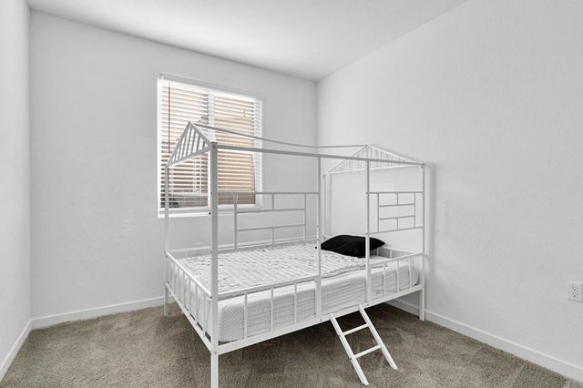 2831 N Redda Road, Fresno, CA 93737