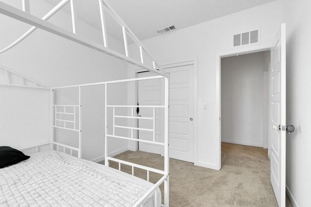 2831 N Redda Road, Fresno, CA 93737