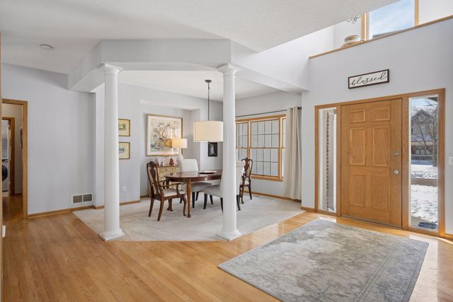 18150 Gladstone Boulevard N, Maple Grove, MN 55311