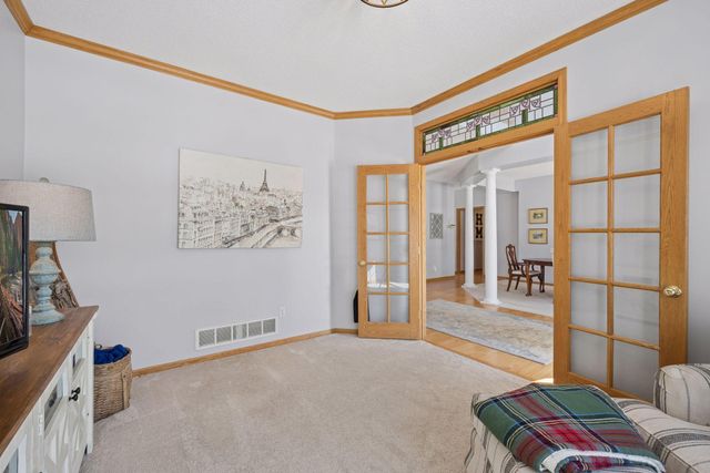 18150 Gladstone Boulevard N, Maple Grove, MN 55311