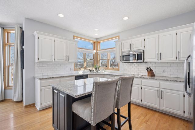 18150 Gladstone Boulevard N, Maple Grove, MN 55311