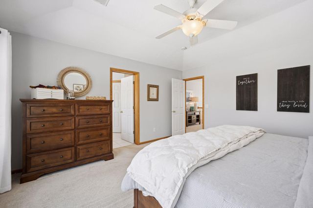 18150 Gladstone Boulevard N, Maple Grove, MN 55311