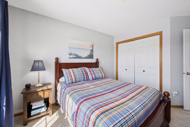 18150 Gladstone Boulevard N, Maple Grove, MN 55311