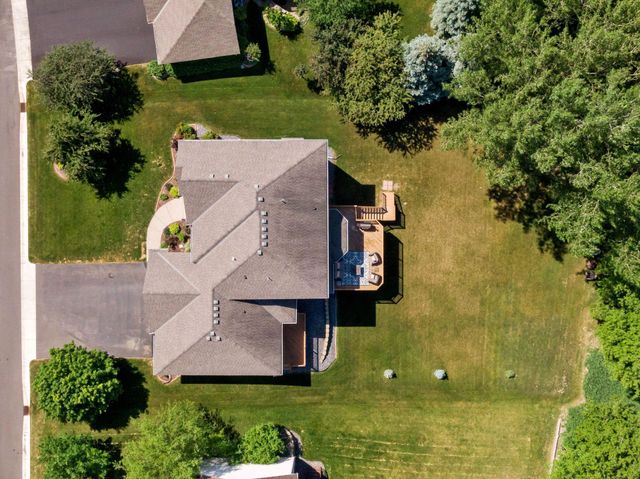 18150 Gladstone Boulevard N, Maple Grove, MN 55311