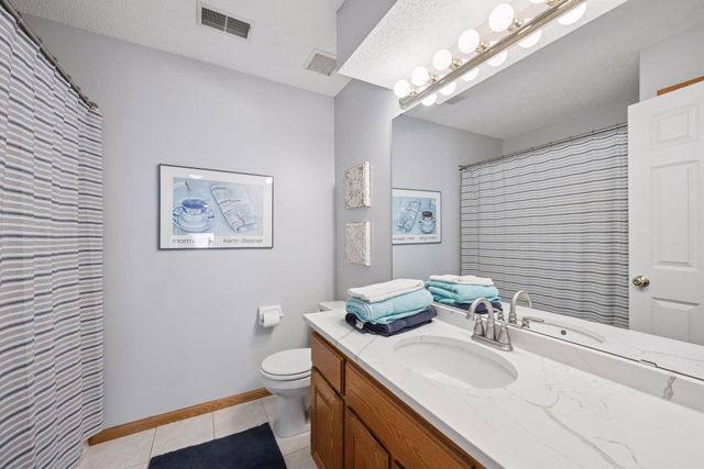 18150 Gladstone Boulevard N, Maple Grove, MN 55311