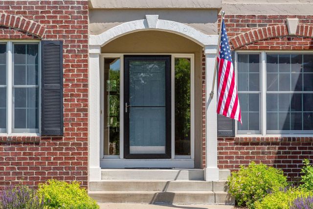 18150 Gladstone Boulevard N, Maple Grove, MN 55311