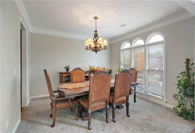 5455 Woodrun Lane, Alpharetta, GA 30005