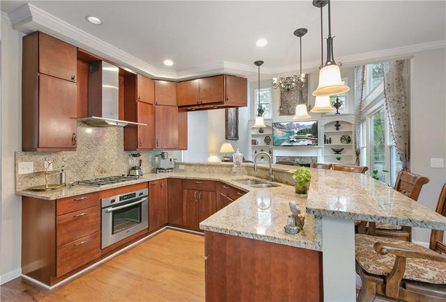 5455 Woodrun Lane, Alpharetta, GA 30005