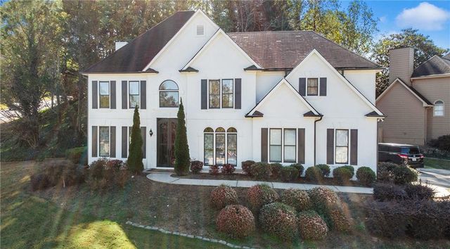 5455 Woodrun Lane, Alpharetta, GA 30005