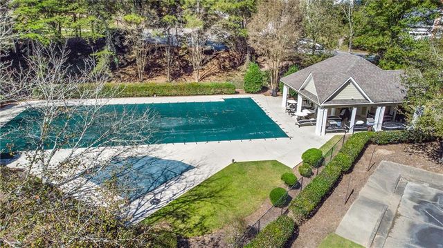 5455 Woodrun Lane, Alpharetta, GA 30005