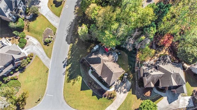 5455 Woodrun Lane, Alpharetta, GA 30005
