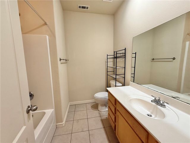 801 Summit Chase Road, Bentonville, AR 72712