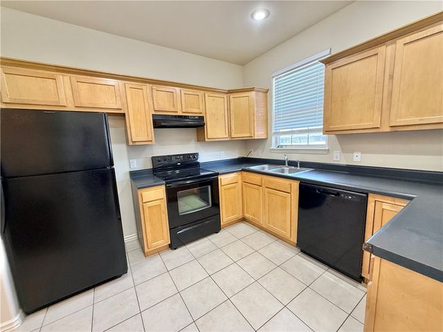 801 Summit Chase Road, Bentonville, AR 72712