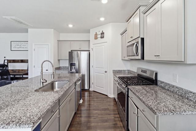 425 Ribbon Road, Summerville, SC 29483