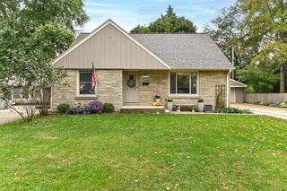 5444 N 12th STREET, Milwaukee, WI 53209