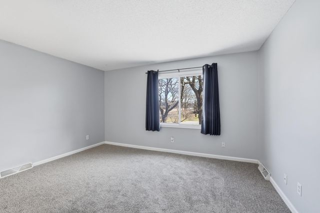 1900 Coon Rapids Boulevard NW 4, Coon Rapids, MN 55433