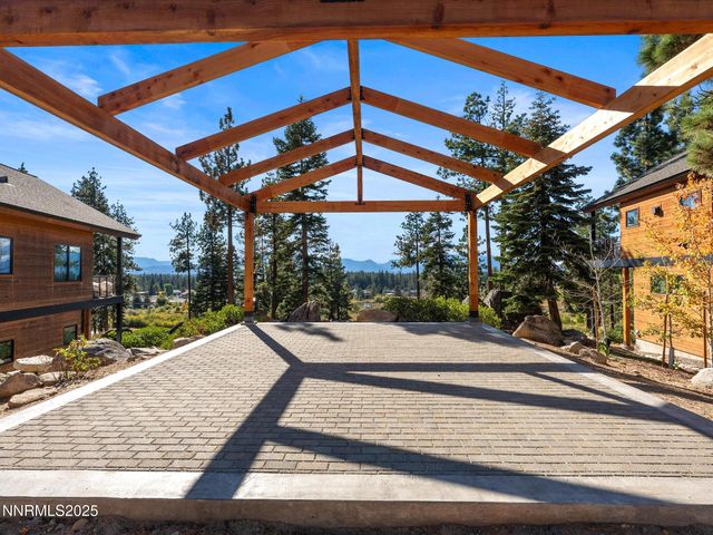 109 Sierra Colina Drive 109, Stateline, NV 89449