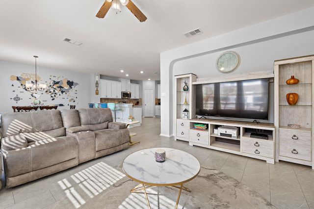 2950 E Old Settlers BLVD 79, Round Rock, TX 78665