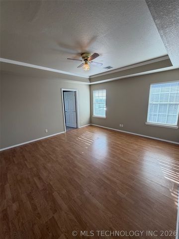 8313 E Lansing Avenue, Broken Arrow, OK 74014