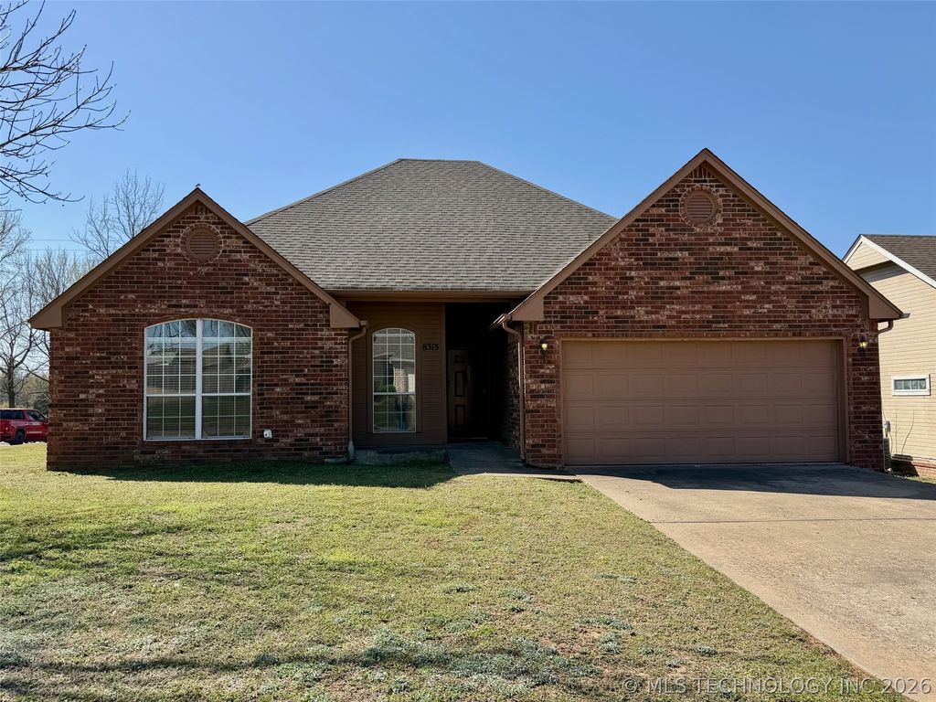 8313 E Lansing Avenue, Broken Arrow, OK 74014