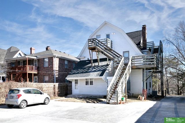 1618 S 32 Avenue, Omaha, NE 68105