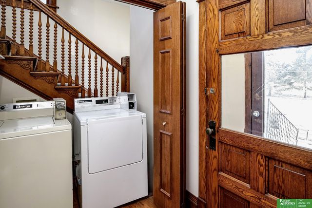 1618 S 32 Avenue, Omaha, NE 68105