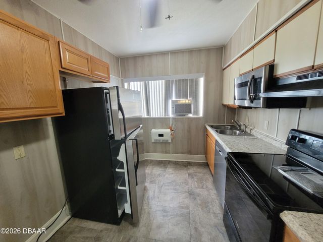 500 S Beach St Apt K2, Daytona Beach, FL 32114