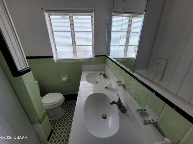 500 S Beach St Apt K2, Daytona Beach, FL 32114