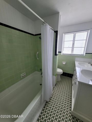 500 S Beach St Apt K2, Daytona Beach, FL 32114