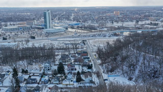 107 Center Street, Michigan City, IN 46360